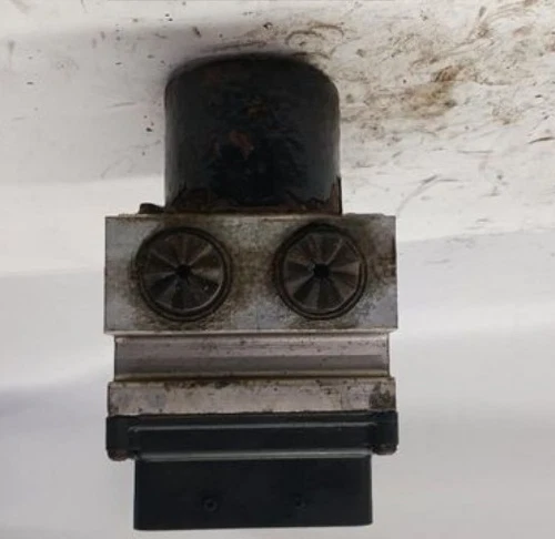 2014-2015 Dodge Ram Truck 2500 ABS Anti Lock Brake Pump Module Assembly Oem - Imagem 2 de 4