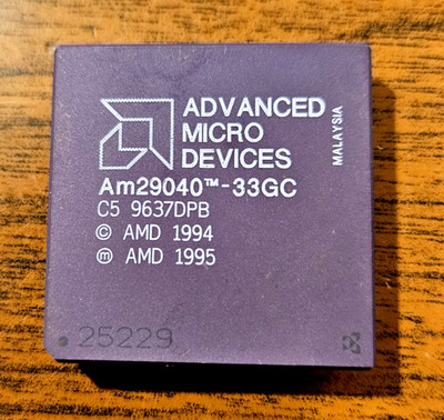 Vintage Retro Collector AMD VINTAGE GOLD AM29040-33GC 32 BIT RISC Microprocessor