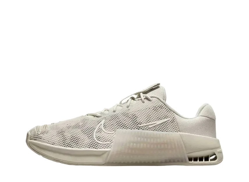 Nike UK 4.5 Unisex Metcon 9 AMP Trainers In Light Bone/Sail/Brown DZ2539 002 New