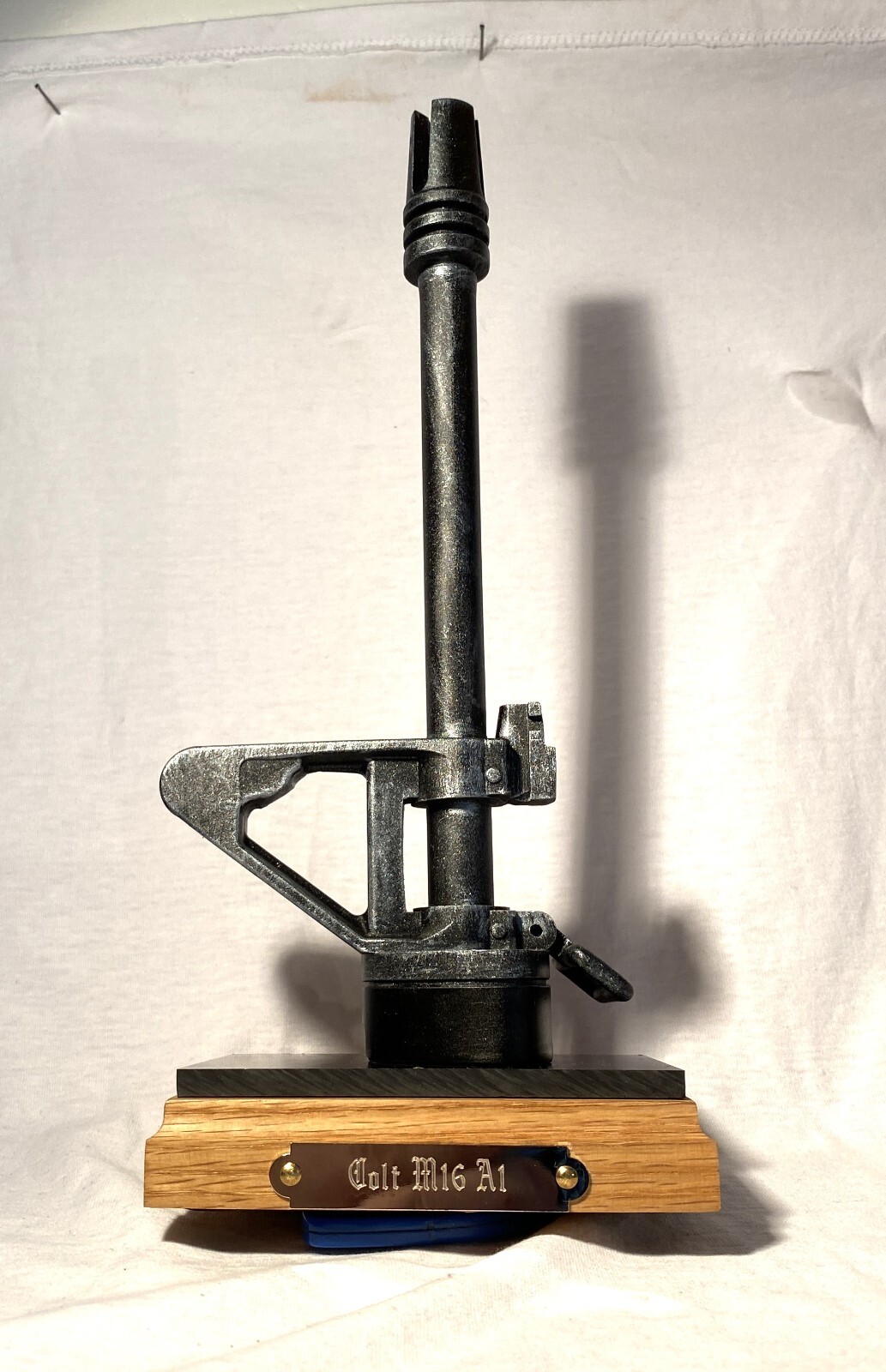 Display stand for Colt M16 A1 bayo. with wooden base and engraved plate
