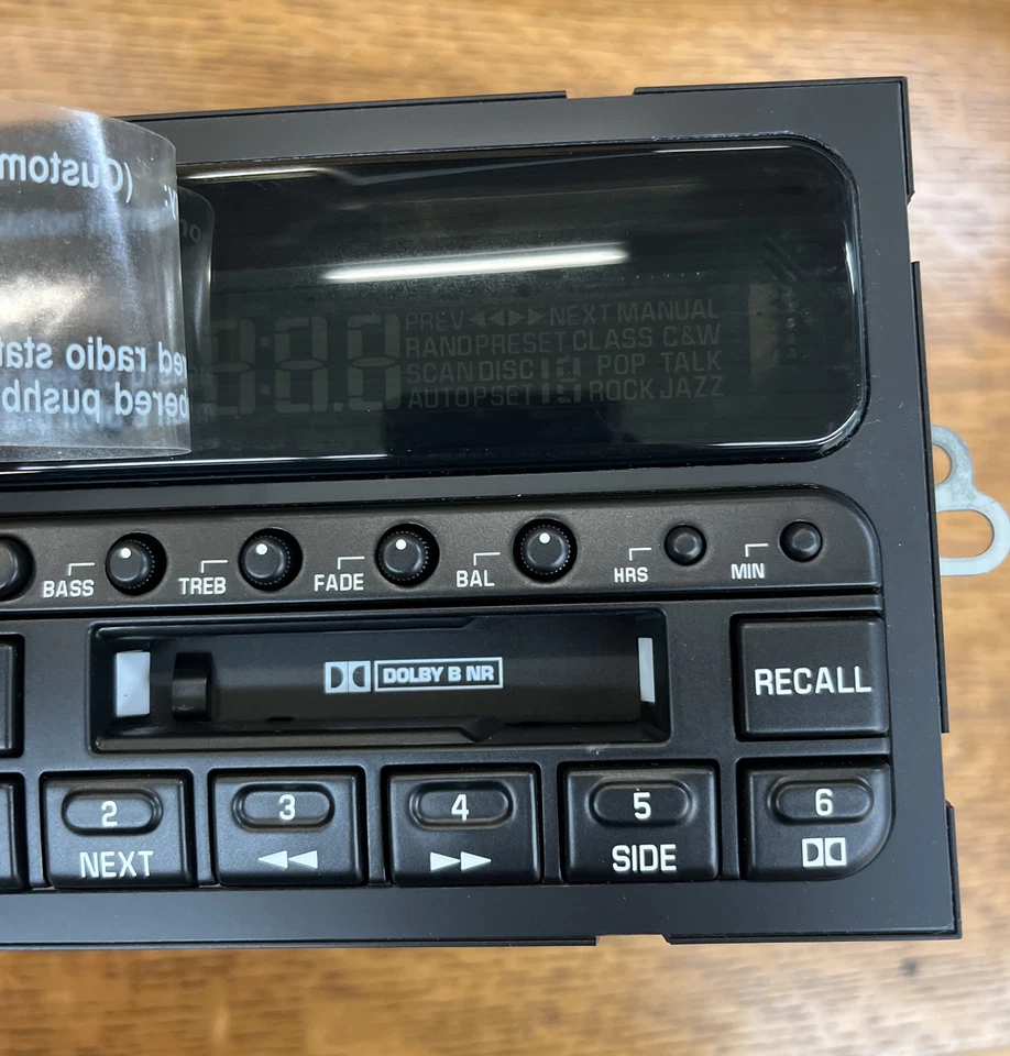 NEW ~ 1995-2003 Buick Park Ave Avenue Regal Riviera AM/FM/Cassette Radio Combo - Image 3 of 4