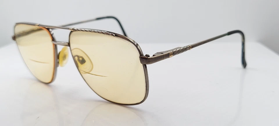 Vintage Guy Laroche GL303 Gunmetal Gold Pilot Metal Sunglasses Japan FRAMES ONLY - Image 2 of 4