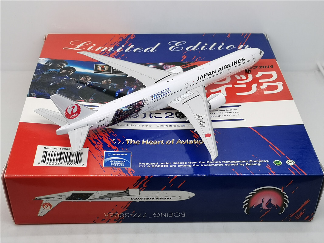 1:400 Phoenix JAPAN AIRLINES BOEING B777-300ER Airplane