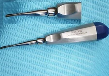 GERMAN 2MM CURVED DENTAL SURGERY EXTRACTING EXTRACTION LUXATING ELEVATOR-BLUE