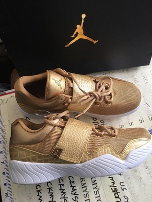 jordan j23 gold