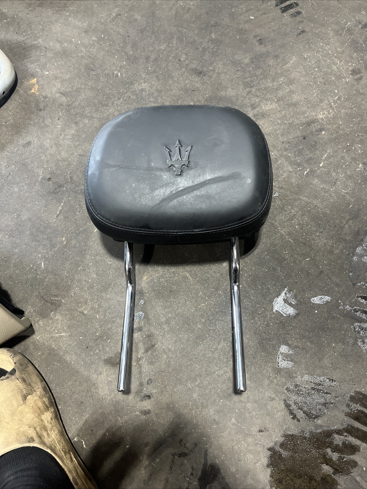 14-17 Maserati Ghibli Front Right Passenger Seat Headrest Head Rest Oem