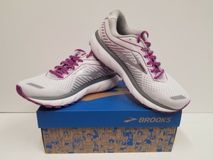 brooks ghost wide