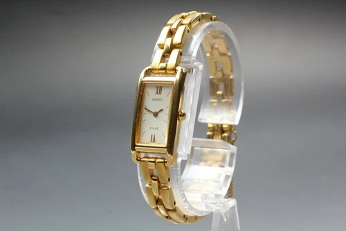 [Exc+5] Vintage SEIKO TISSE 2E20-7120 Gold Tone Bracelet Quartz Women's Watch