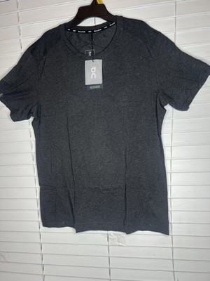 Run On Cloud Men's Performance T-Shirt LActive  Black
