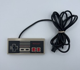 Nintendo NES System New 72 Pin +2 Controllers, Zapper Mario Duck Hunt Manual