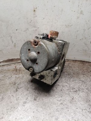 2001 Infiniti ABS Module Pump I30 OEM 1060172