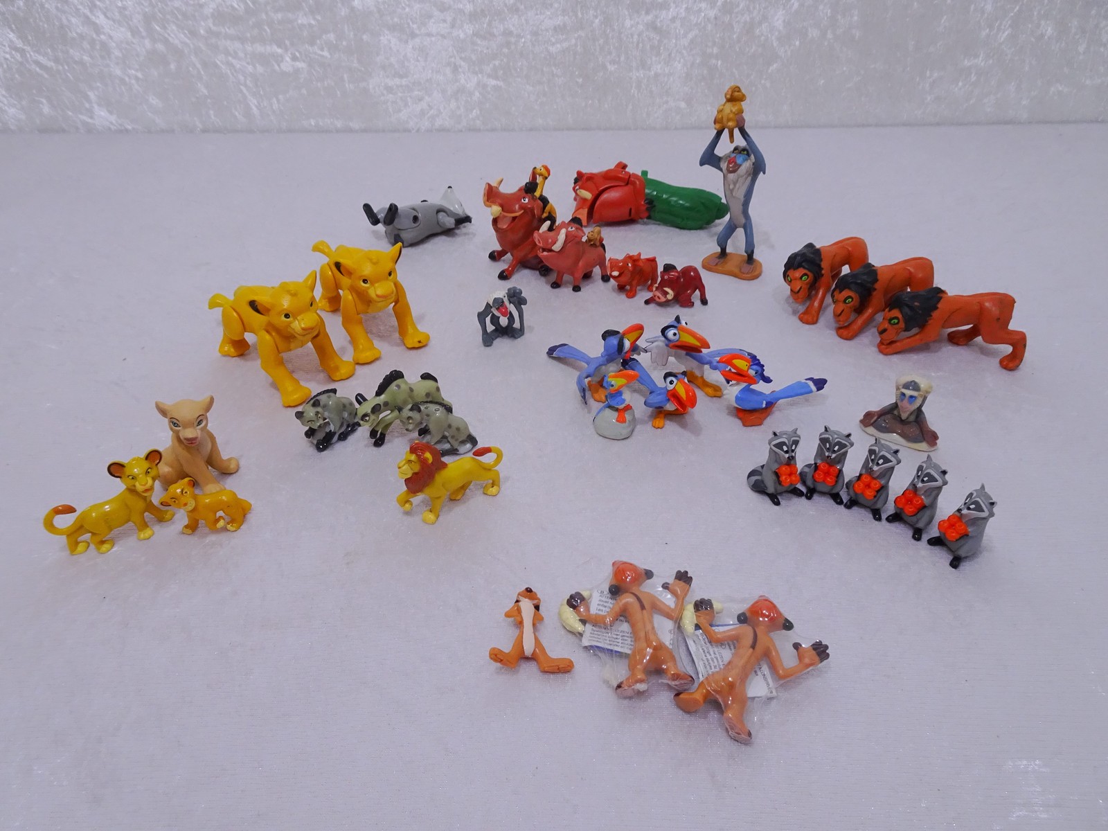 ReTHN8 - 34 x Figuras De Disney El Rey León - Vintage - Colección