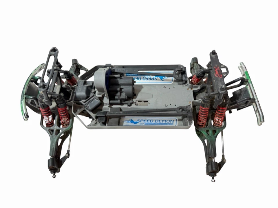 罕见 Traxxas Emaxx 无刷滚轮滑块底盘 Rc 卡车  — 第 3/4 张图片