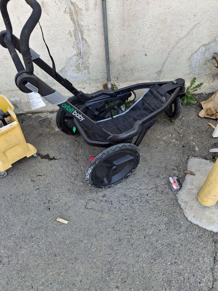 X2 JOGGING STROLLER FRAME - Image 2 of 3