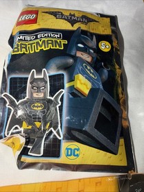 LEGO Lot 4 Poly Bag Rare 5004929 , 30301 , 211701 , 5004930 Batman Exclusive New