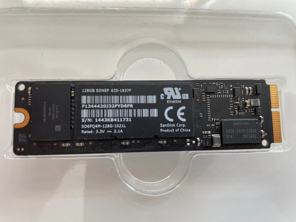 Apple 128GB SSD aus iMac (Retina 5K, 27-inch, Late 2014) SanDisk 128GB SSD - Bild 1 von 1