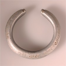 12929 Vintage Aluminum Bracelet of the Tuareg Fulani Niger
