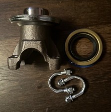 Ford 9 Inch 1310 Cast Iron Yoke 28 Spline With Seal And Straps