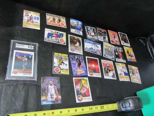 Zion Williamson Rookie card with Tribute lot of 22 cards total