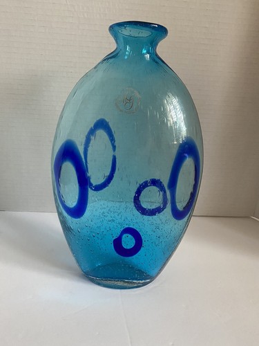 MARGIES GARDEN WESTLAKE VILLAGE CALIFORNIA HAND BLOWN ARTISAN GLASS BLUE VASE - Picture 4 of 4
