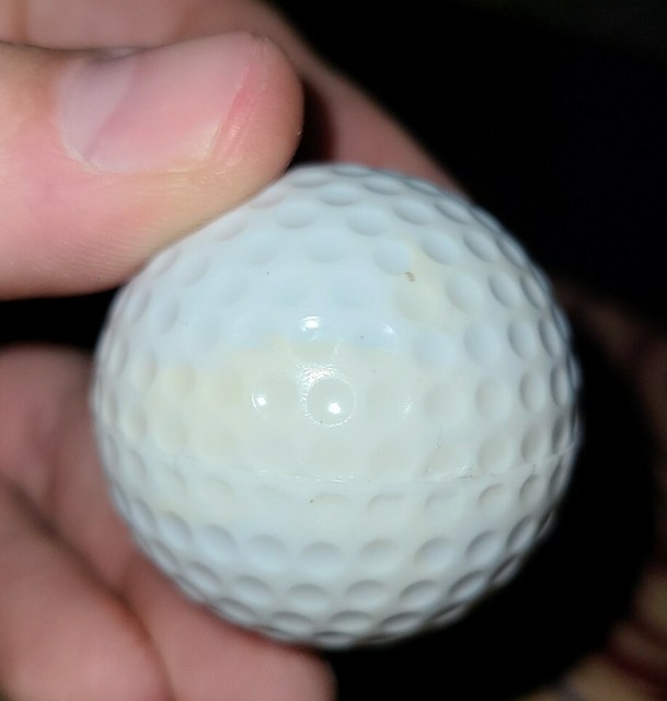 Trick Golfball Company Pty Ltd Unputtaball Golf BALL 9314902000039 for