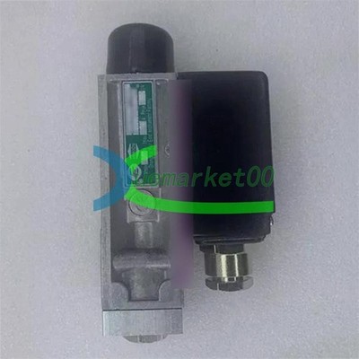 1PCS NEW HERION 0820750 D500/8D Pressure Controller Pressure Switch 0.05-3MPa *n