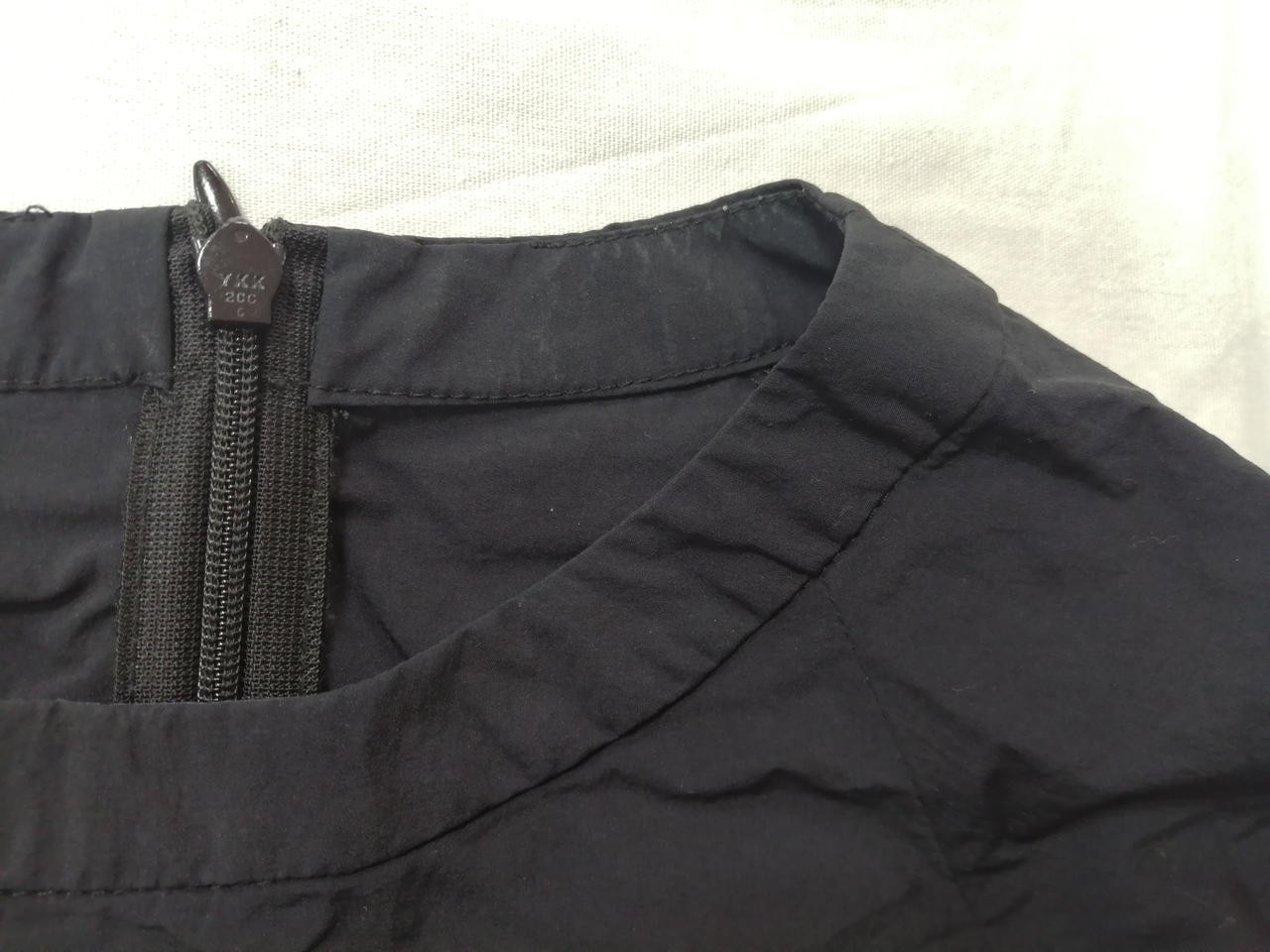 Ameri Black Collar Dirty Puff Sleeve Blouse - image 9