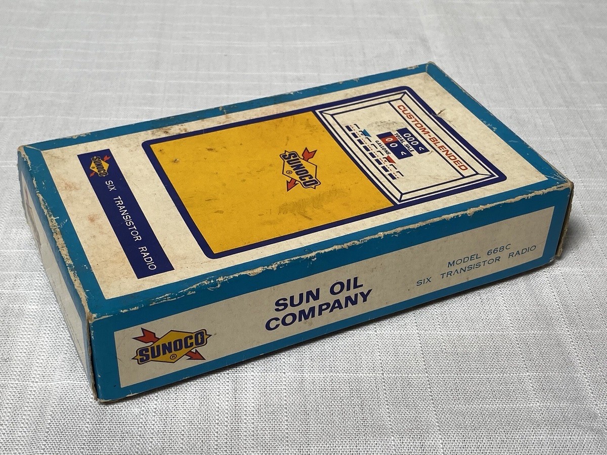 VINTAGE SUNOCO OIL COMPANY GAS PUMP SIX TRANSISTOR AM RADIO VINTAGE SUNOCO OIL COMPANY GAS PUMP SIX TRANSISTOR AM RADIO