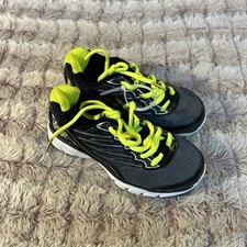 Fila Black With Pop Of Neon Green Sneakers Size 11