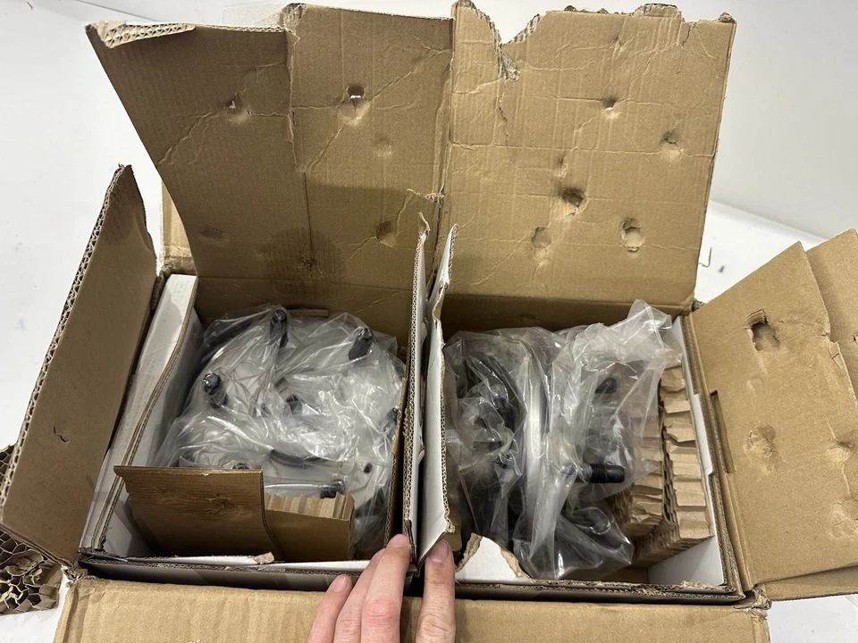 For 2007-2013 Chevy Silverado GMC Sierra 1500 Tahoe 4WD Front Wheel Bearing Hubs — 第 4/4 张图片