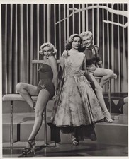 Marilyn Monroe, Lauren Bacall, Betty Grable (1953) ❤ Vintage Original Photo 884K