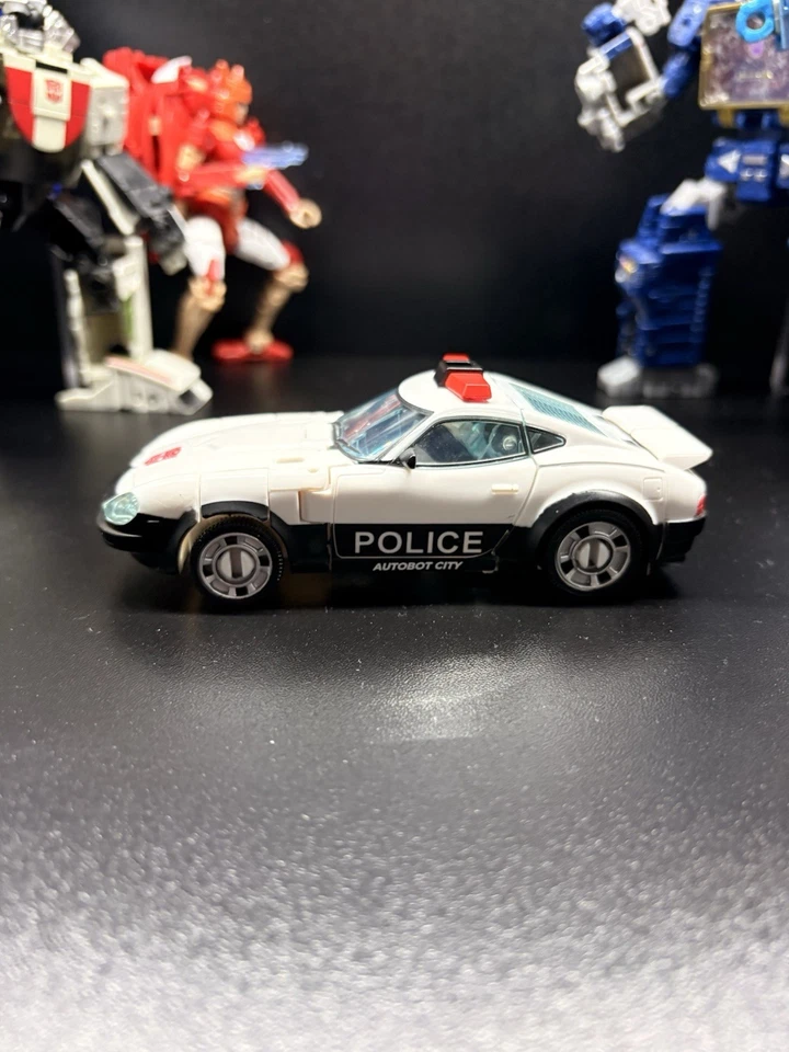 Hasbro Transformers War For Cybertron Dlx Earthrise Prowl With Reprolabels 2020 - Image 4 of 4