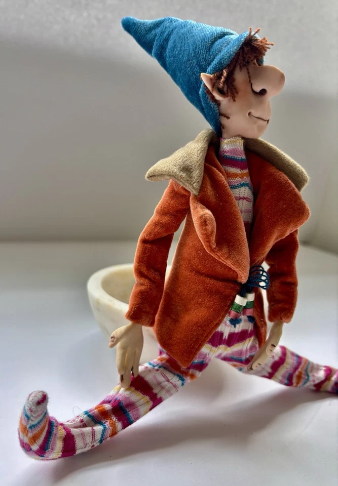 Elf handmade collectible art doll OOAK, whimsical, posable ,figurine Roberto - Image 3 of 4