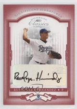 2004 Donruss Classics Significant Signatures Red /50 Runelvys Hernandez #43 Auto
