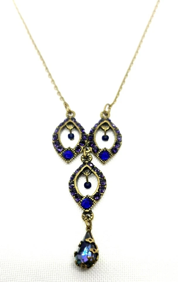 Precioso collar Michal Negrin delicado con cristal azul púrpura. Foto 3 de 4