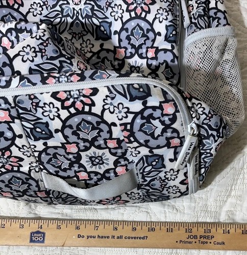 Zaino Vera Bradley Lighten Up Adventure 27122-V76 Medaglione di Lisbona - Foto 10 di 13
