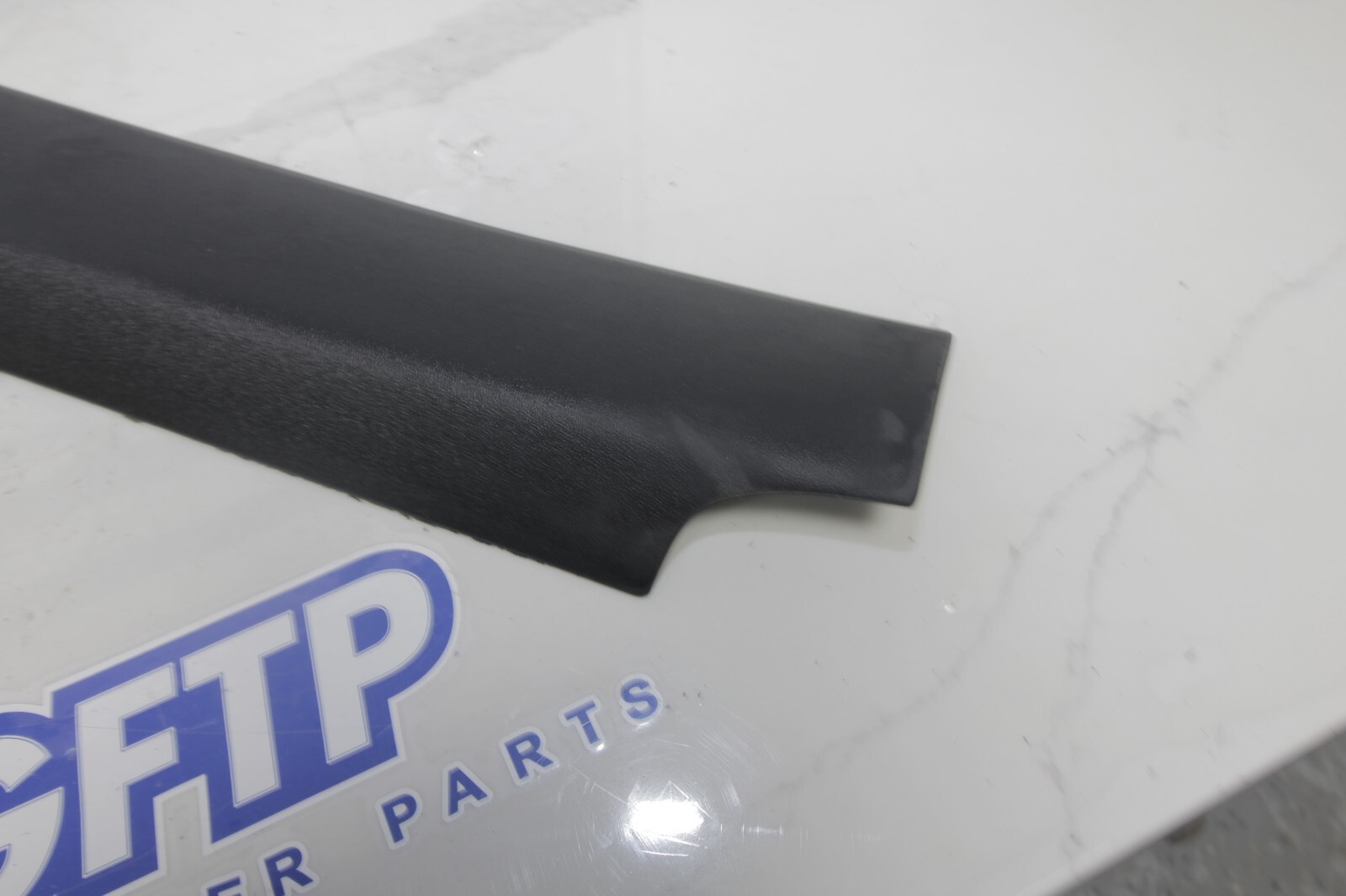 17-21 AUDI R8 V10 PLUS RWS OEM LEATHER REAR PANEL TRIM 4S8868802