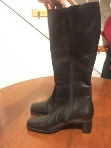 black leather boots 2 inch heel