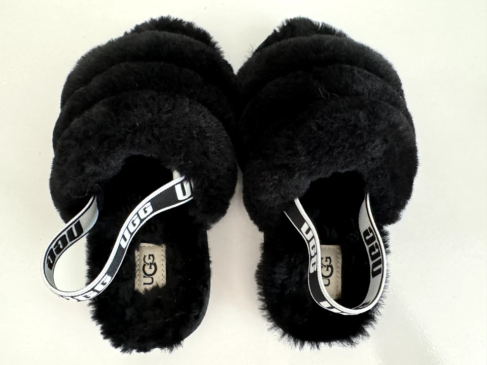 Ugg Fluff Yeah Slippers Black Mules/Slides Toddler Girls Size 11 Sandals - Image 2 of 3