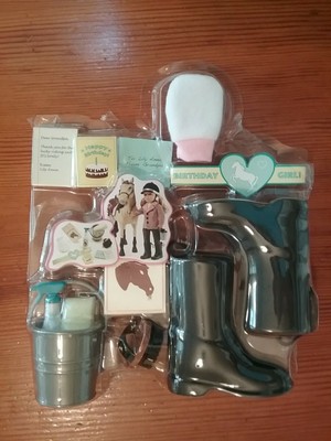 Battat Horse Riding Grooming Accessories, Boots Bucket Brush Set, NEW