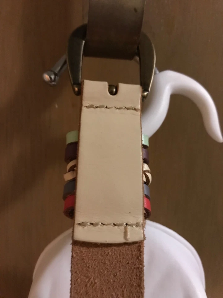 Cinturón con hebilla de latón de cuero genuino vintage de los años 80 para dama talla M Foto 4 de 4