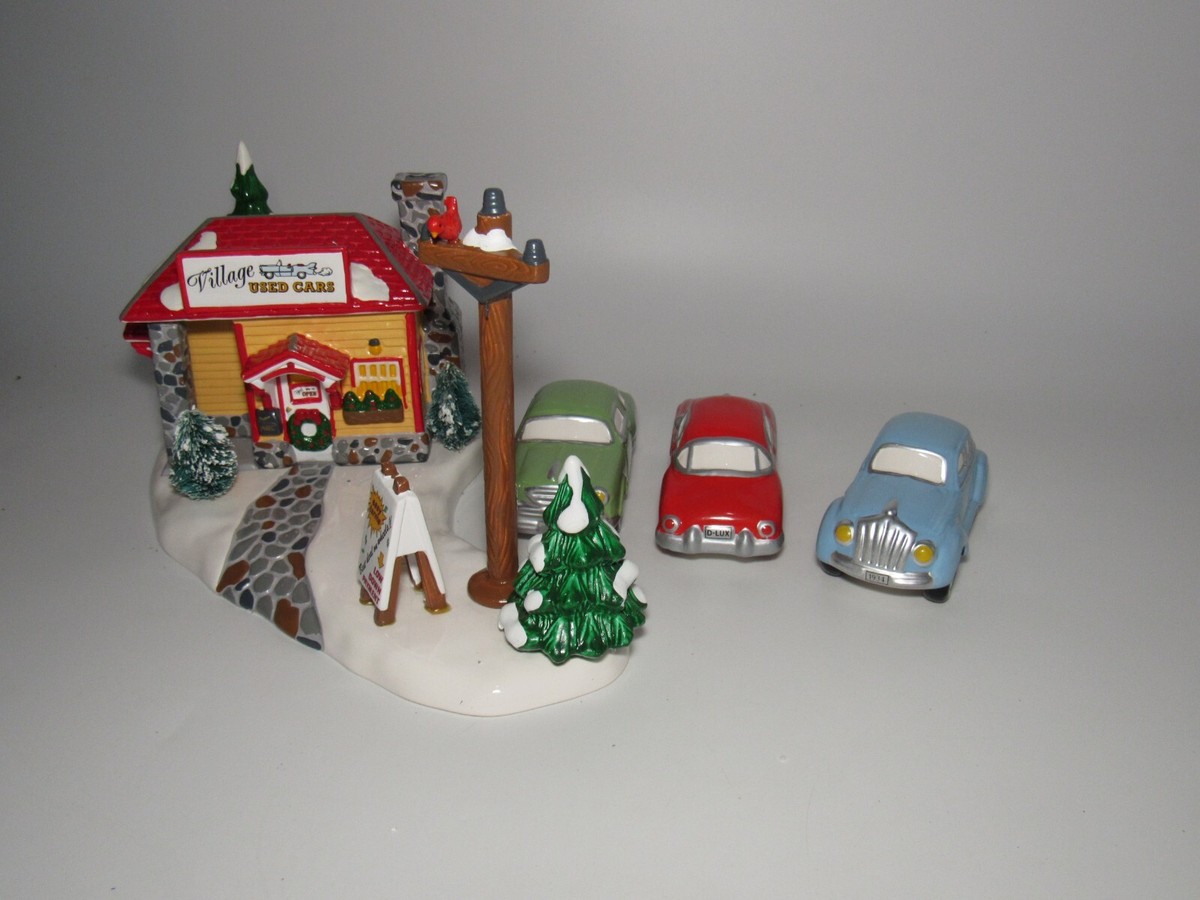 Village Used Car Lot Dept. 56 Snow Village Accessory Set #54283