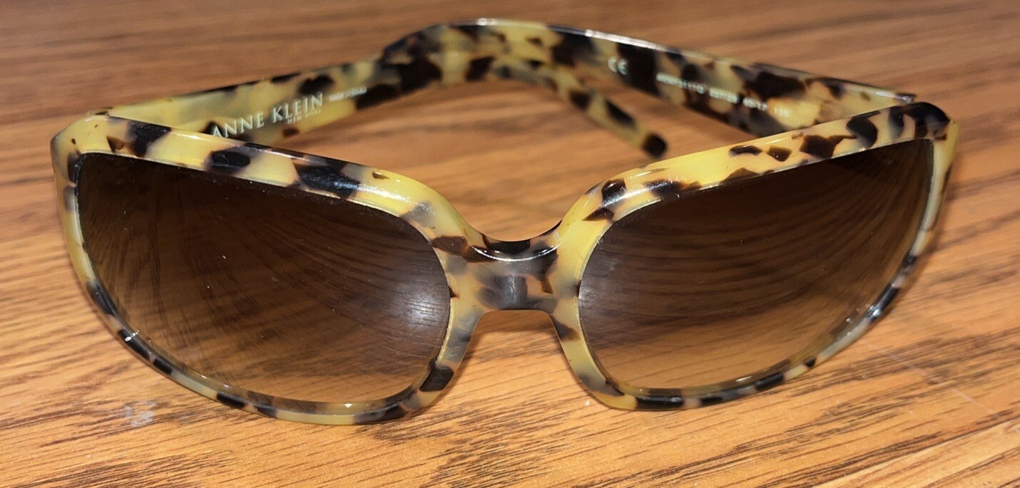 ANNE KLEIN oversized Tortoise Shell Sunglasses AK… - image 4