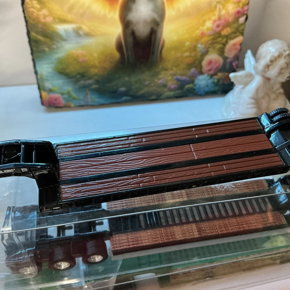 Lot 1/87 NORSCOT Manac TRAIL KING LOWBOY TRAILER Peterbilt Granite Const Lowboy - Image 3 of 4