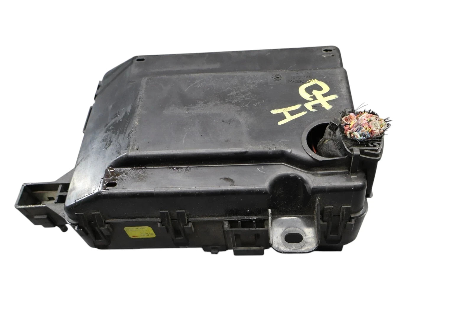 14-17 Maserati Quattroporte Engine Fuse Box Relay Module 7154763030 Oem