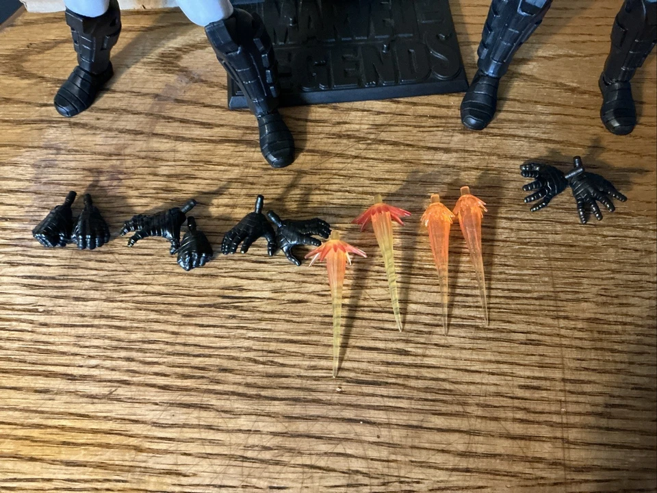 Lote de máquinas de guerra Marvel Legends Foto 2 de 4