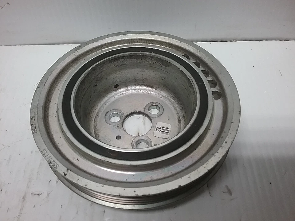 Polea cigüeñal Fiat 500 2014-2017 55251113 (1,4 L 4 cilindros turbo) Foto 3 de 4