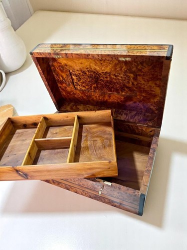 Large Thuya Wood Jewelry Box with Key – Handcrafted Organizer Decorative Box - Picture 12 of 12