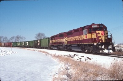 WC 6527 SD-45 #8 NEENAH WI (WISCONSIN CENTRAL) ORIGINAL SLIDE 12-07-96 T1-2
