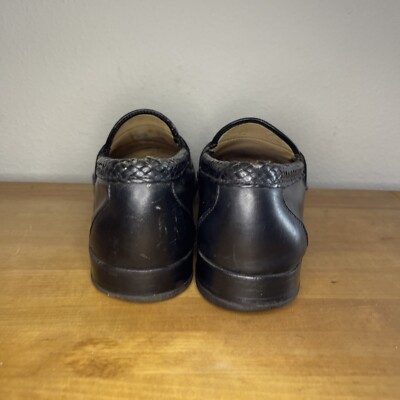 Allen Edmonds Maxfield Black Leather Tassel Mens Loafers  display picture 3